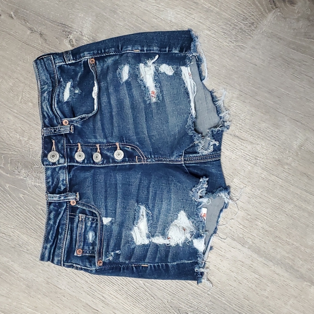 American Eagle level stretch distressed blue hi-rise shortie women size 6